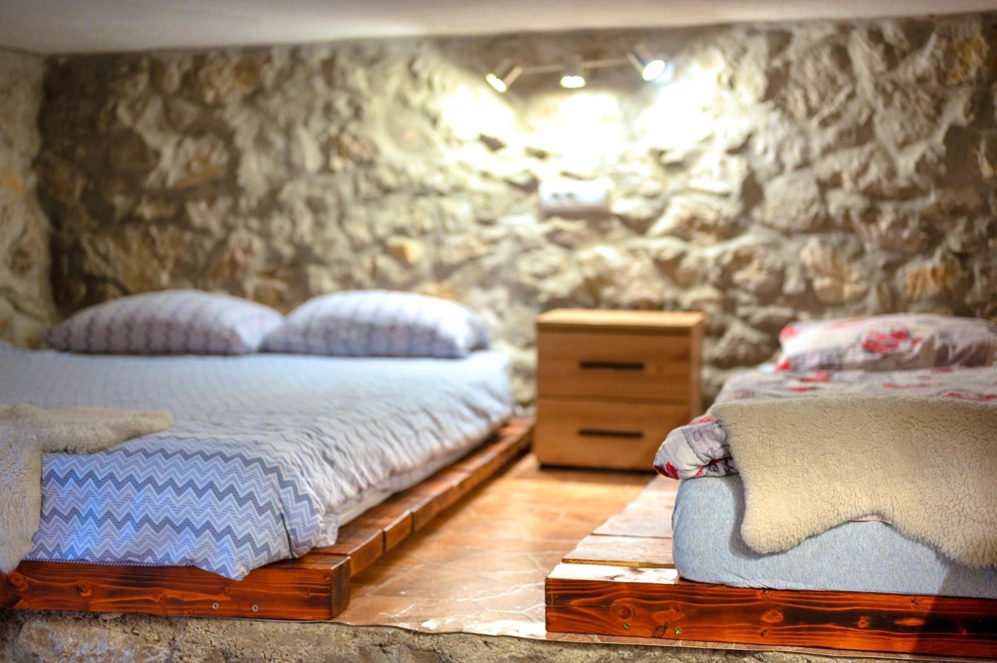 Stone Room-Kamena Soba Sipovo Exterior foto
